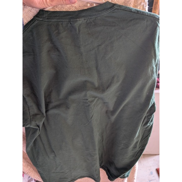 "...In the pub" saint Paddy's day T-shirt skeleton - Picture 4 of 5